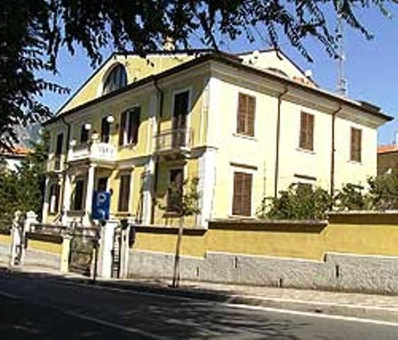 B&B Santa Chiara ซุลโมนา ภายนอก รูปภาพ