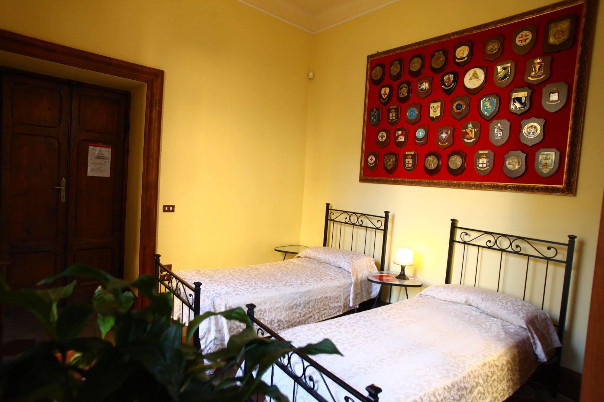 B&B Santa Chiara ซุลโมนา ภายนอก รูปภาพ