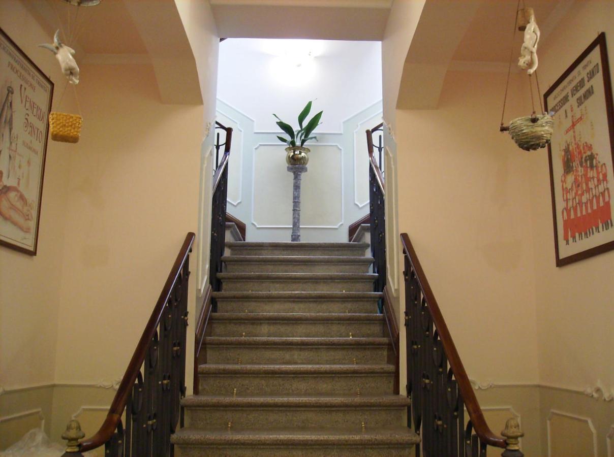 B&B Santa Chiara ซุลโมนา ห้อง รูปภาพ